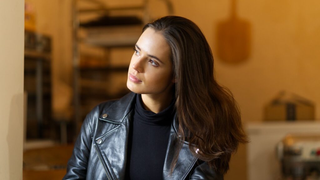 Sammy in Window Light — United Kingdom - London
