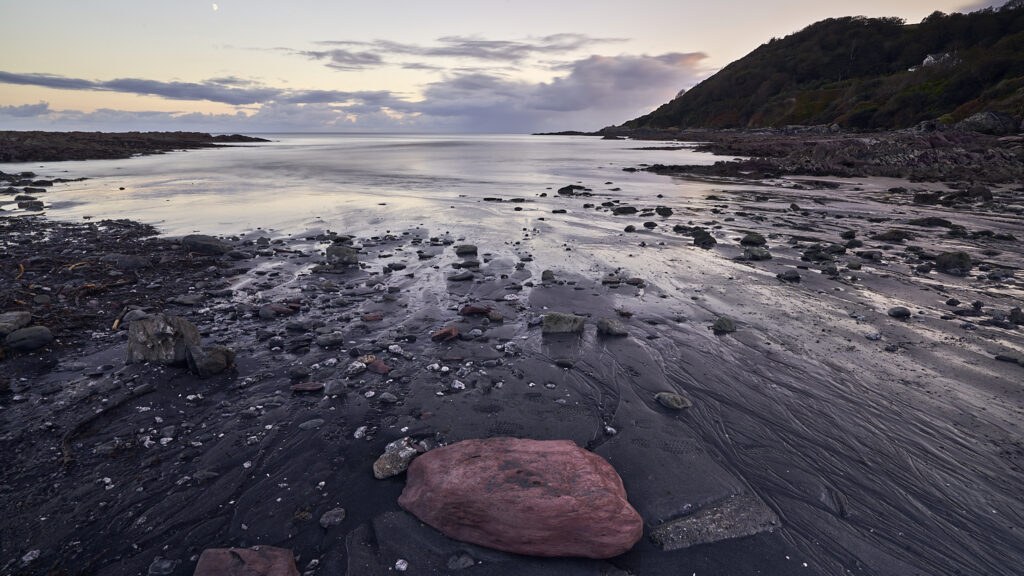Moonrise on the Shore — United Kingdom